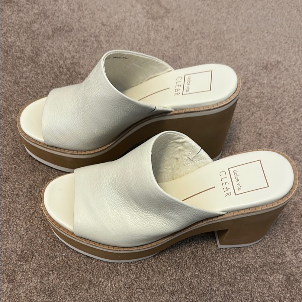 Dolce Vita Cream Platform Shoes with Foam Sole